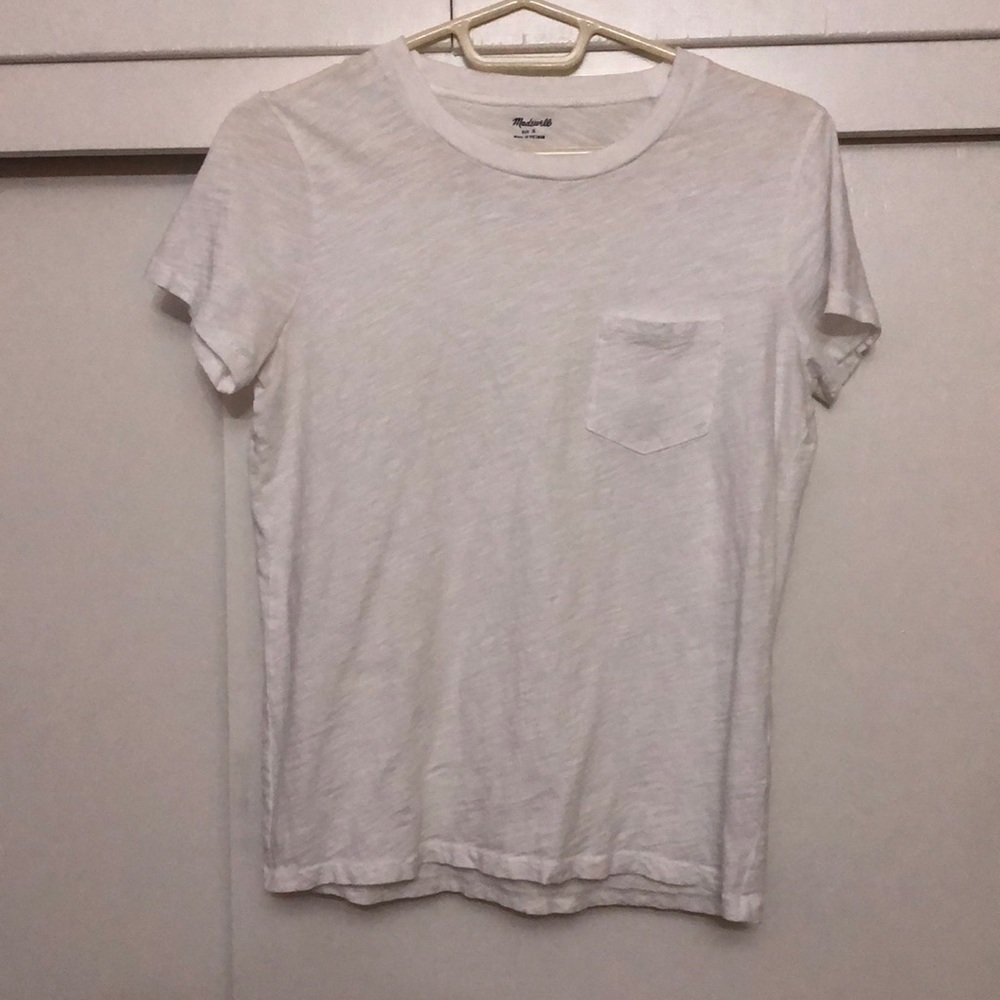 White tee